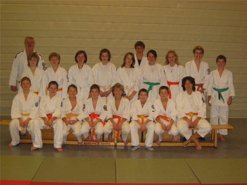 Judo2-mit-Detlef-Bennis-und-Patricia-Wittamnn 800x600